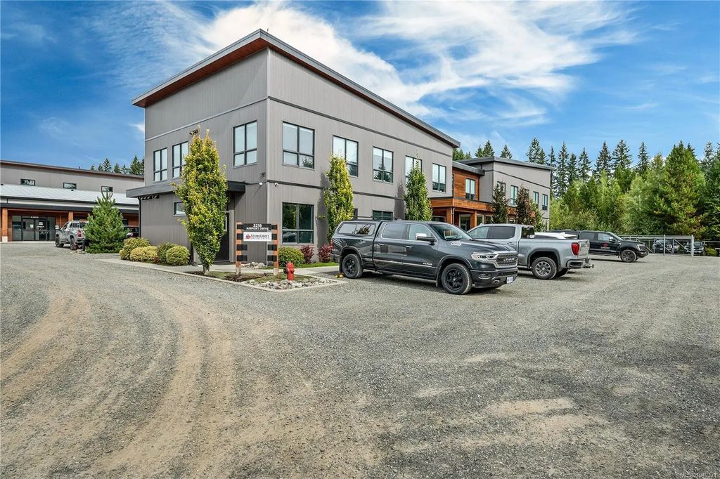 2218 Airport Rd A, Campbell River