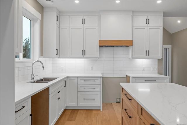 3 of 59 - 715 Doehle Ave, Parksville, BC