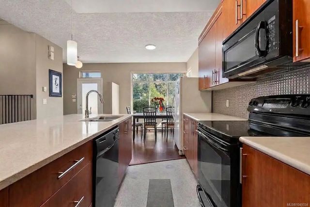 5 of 35 - 6372 Willowpark Way, Sooke, BC