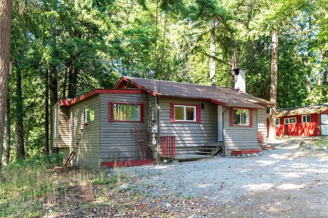 3 of 16 - 1725 Elford Rd, Shawnigan Lake, BC