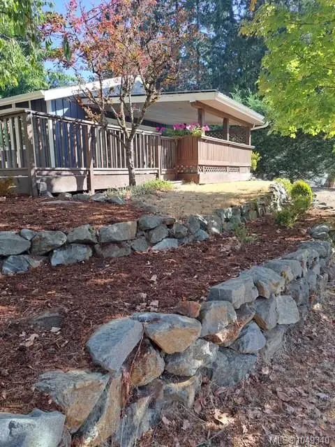 Residential Real Estate for Sale at 2715 Linden Lane in the city of Shawnigan Lake by MLS #1049340