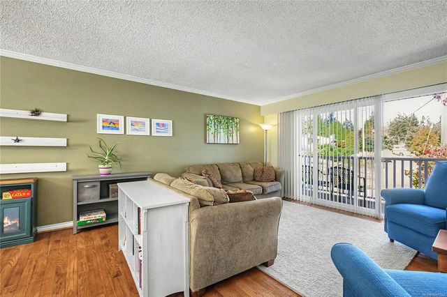 3 of 38 - 3071 Shamrock Pl, Nanaimo, BC