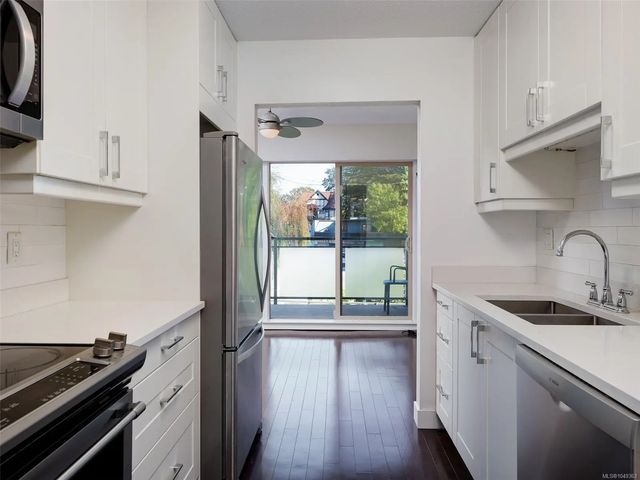 4 of 18 - 1545 Pandora Ave 206, Victoria, BC