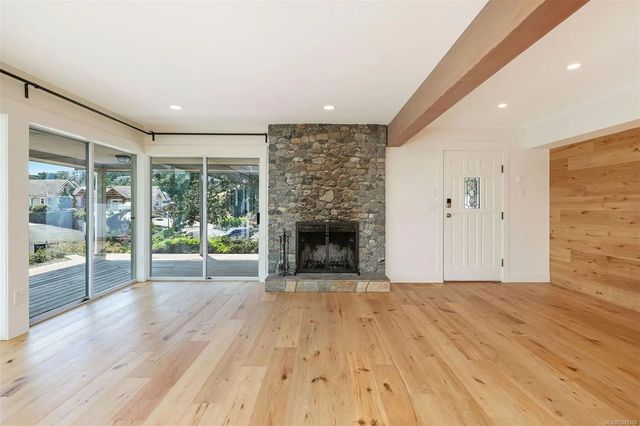 5 of 37 - 3481 Grilse Rd, Nanoose Bay, BC