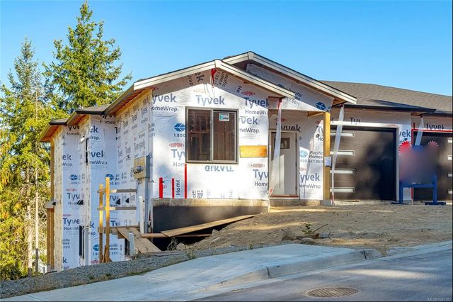 2 of 28 - 142 Hunter Way, Ladysmith, BC