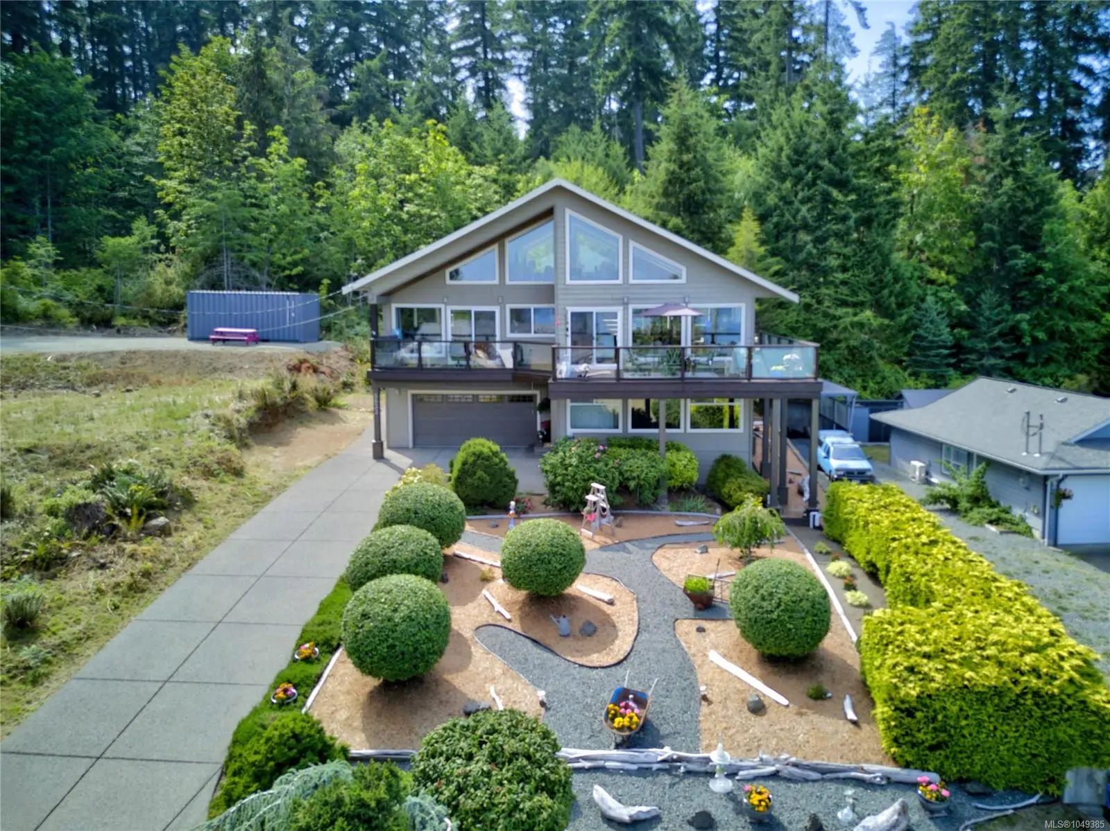 1049385, Residential, 5633 6th St, Union Bay, BC, , , V0R 3B0