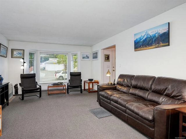 3 of 35 - 2369 Robertson St, Shawnigan Lake, BC