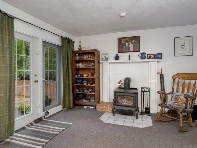 4 of 35 - 2369 Robertson St, Shawnigan Lake, BC