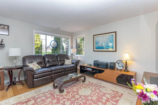 5 of 24 - 1220 Fort St 101, Victoria, BC