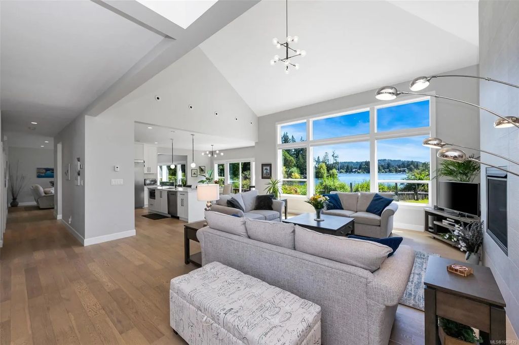2717 Panda Pl, Langford