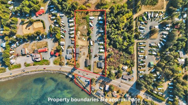 2 of 24 - 6001/6010 Island Hwy W, Qualicum Beach, BC