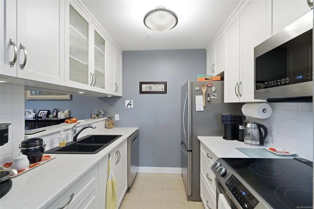 3 of 40 - 4971 Songbird Pl 207, Nanaimo, BC