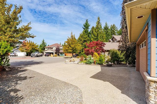3 of 57 - 833 Hayden Pl, Ladysmith, BC