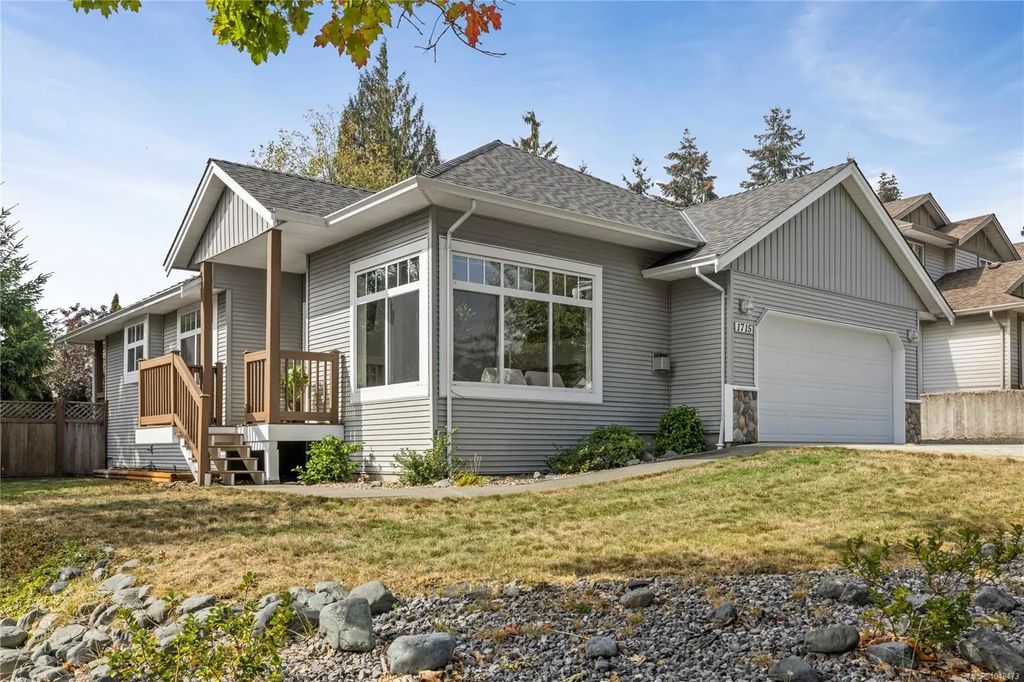 1715 Country Hills Dr, Nanaimo
