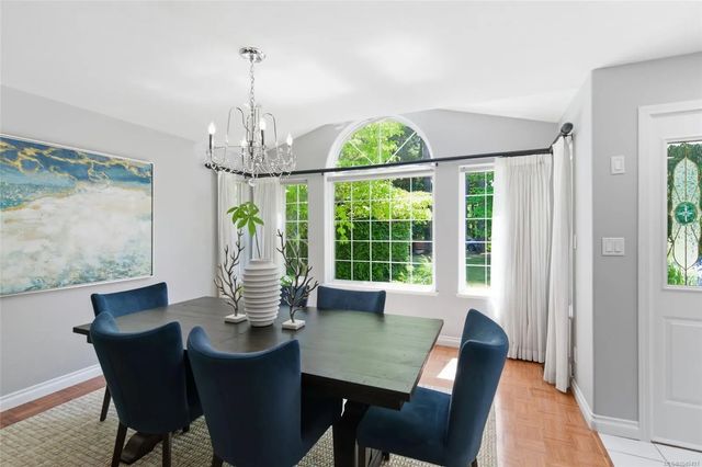 4 of 39 - 1608 Marina Way, Nanoose Bay, BC