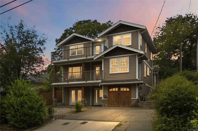 2 of 49 - 1416 Lang St, Victoria, BC