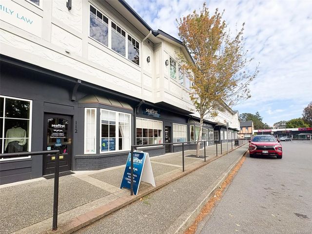 4 of 5 - 2187 Oak Bay Ave 112, Oak Bay, BC