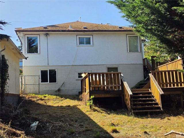 3 of 18 - 315 View St, Nanaimo, BC