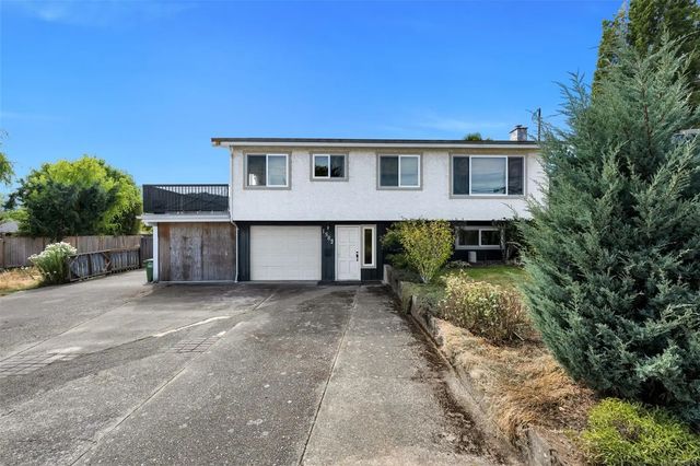2 of 24 - 1582 Robert St, Crofton, BC