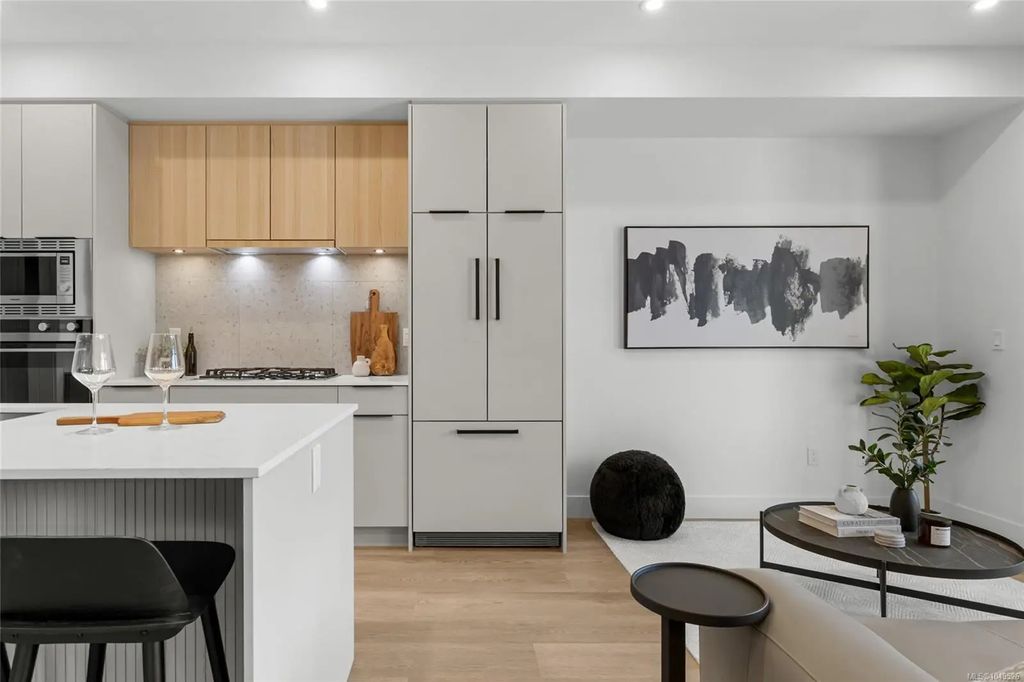 2341 Bear Mountain Pkwy 601, Langford