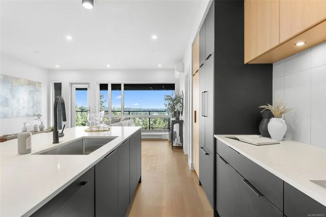 2 of 44 - 2341 Bear Mountain Pkwy 316, Langford, BC