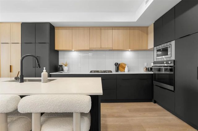3 of 44 - 2341 Bear Mountain Pkwy 316, Langford, BC
