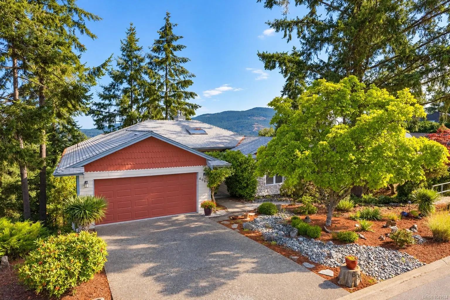 Homes for Sale located at 6089 Chippewa Rd, in the city of Duncan, BC V9L 5P5