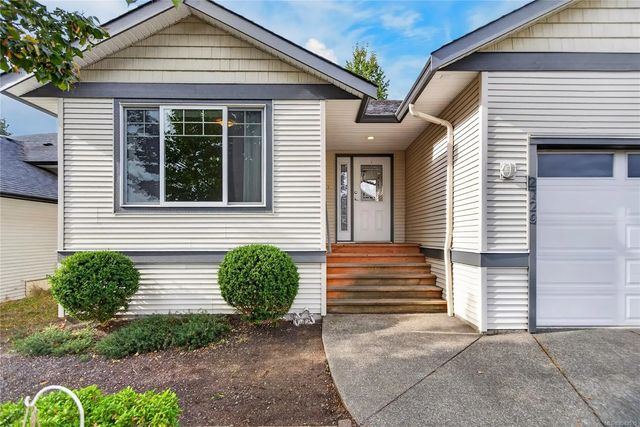 4 of 46 - 2729 Kendal Ave, Cumberland, BC