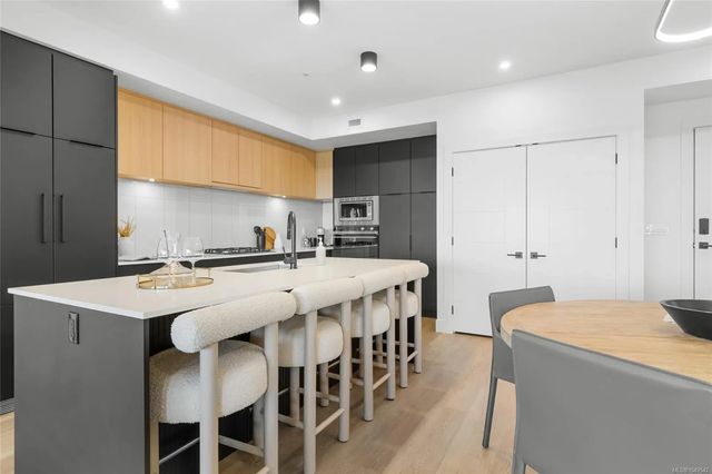 3 of 44 - 2341 Bear Mountain Pkwy 116, Langford, BC