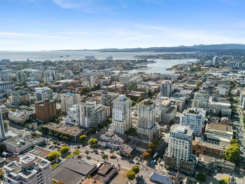 848 Yates St 703, Victoria