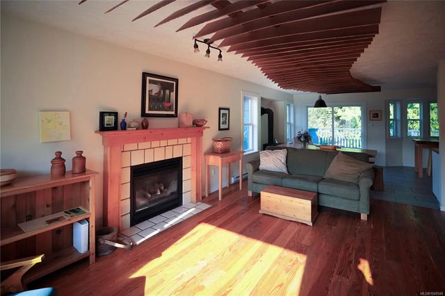 4 of 34 - 260 Lone Cone Rd, Tofino, BC