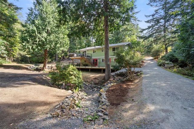 2 of 37 - 5308 Rocky Point Rd, Metchosin, BC
