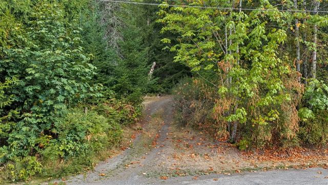2 of 37 - 1003 Cedarwood Pl, Cobble Hill, BC