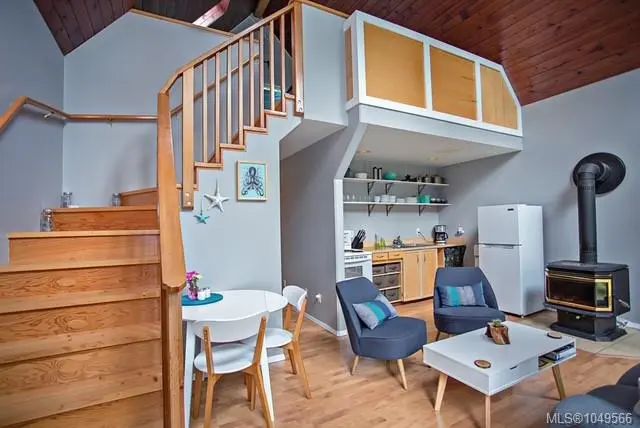 3 of 14 - 871 Sharie Rd, Gabriola Island, BC