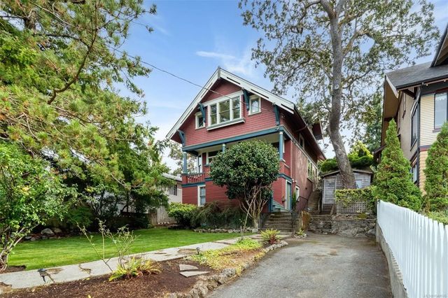 2 of 54 - 1569 Pembroke St, Victoria, BC