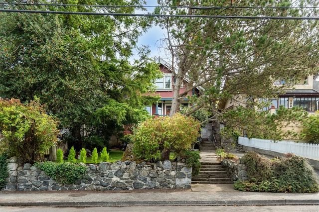 5 of 54 - 1569 Pembroke St, Victoria, BC