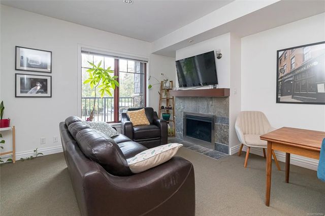 4 of 25 - 1325 Bear Mountain Pkwy 217, Langford, BC