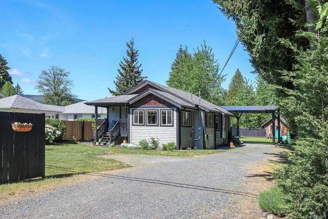 3 of 41 - 4680 Cumberland Rd, Cumberland, BC