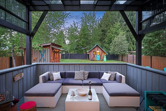 5 of 41 - 4680 Cumberland Rd, Cumberland, BC