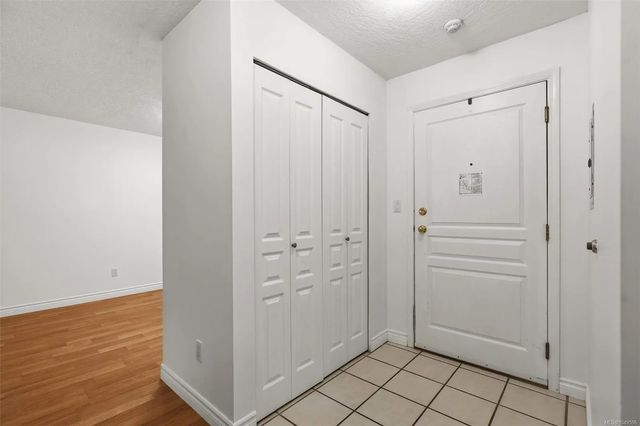 4 of 31 - 894 Vernon Ave 112, Saanich, BC