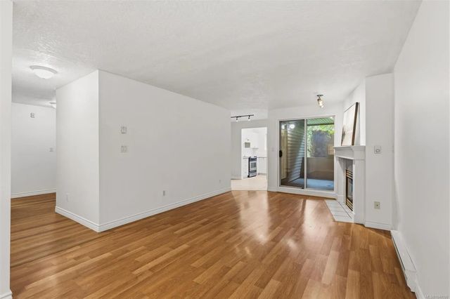 5 of 31 - 894 Vernon Ave 112, Saanich, BC