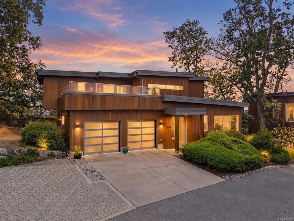 810 Rainbow Ridge Lane, Saanich