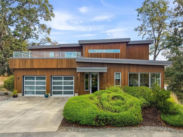3 of 48 - 810 Rainbow Ridge Lane, Saanich, BC