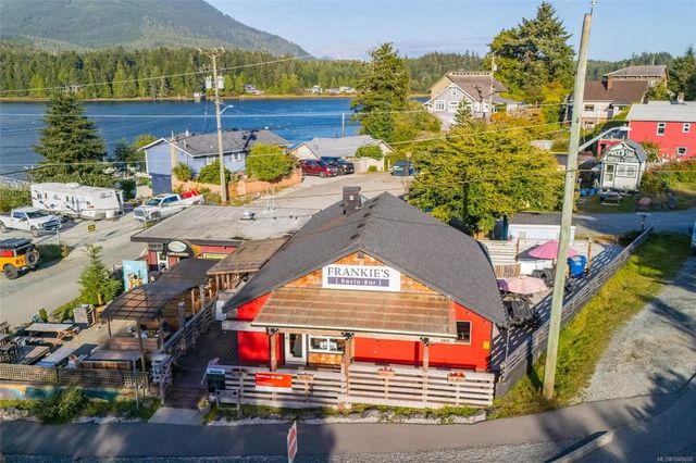 3 of 13 - 1576b Imperial Lane, Ucluelet, BC