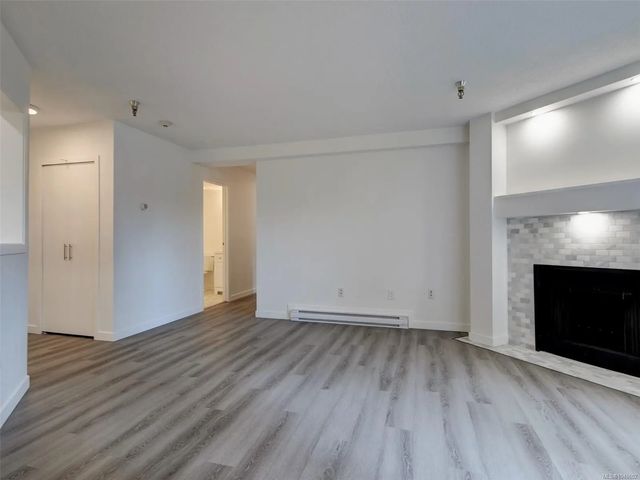 5 of 26 - 75 Gorge Rd W 205, Saanich, BC