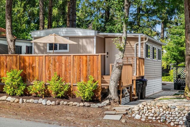 3 of 34 - 1247 Arbutus Rd 7, Parksville, BC