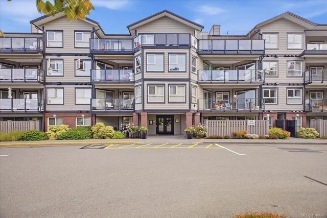 3 of 55 - 6728 Dickinson Rd 301, Nanaimo, BC