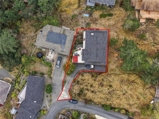 2 of 64 - 3146 Robin Hood Dr, Nanaimo, BC