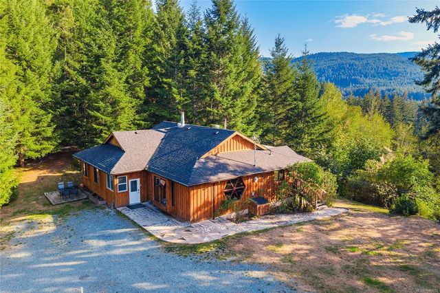 3 of 99 - 5982 Mayo Rd, Lake Cowichan, BC