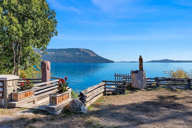 2 of 35 - 4077 Balsam Dr, Cobble Hill, BC